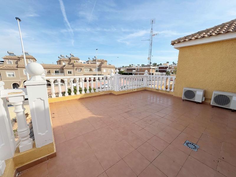 Foto e93bac65-be22-4ca4-84f0-82348cf5029d. Chalet en Monte y Mar Santa Pola