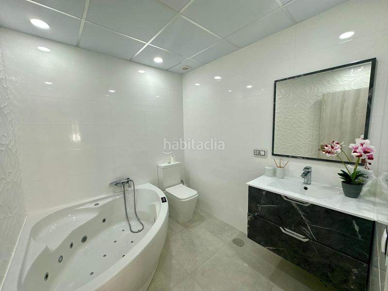 Foto 591fce9a-5ff0-4d77-a19e-966cbaea1da9. Chalet en paseo paseo mayor en Rebolledo Alicante