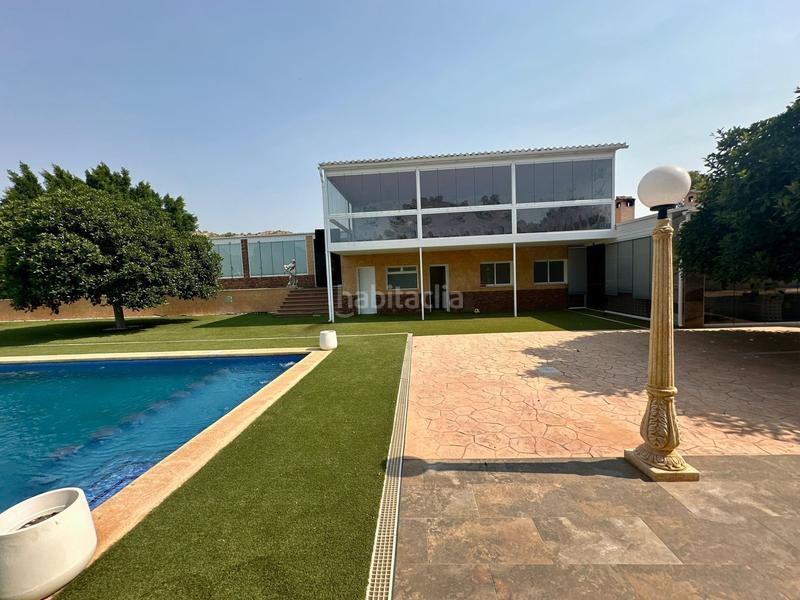 Foto c2e6f858-5946-46aa-8150-5b70691f133c. Chalet dans paseo paseo mayor dans Rebolledo Alicante