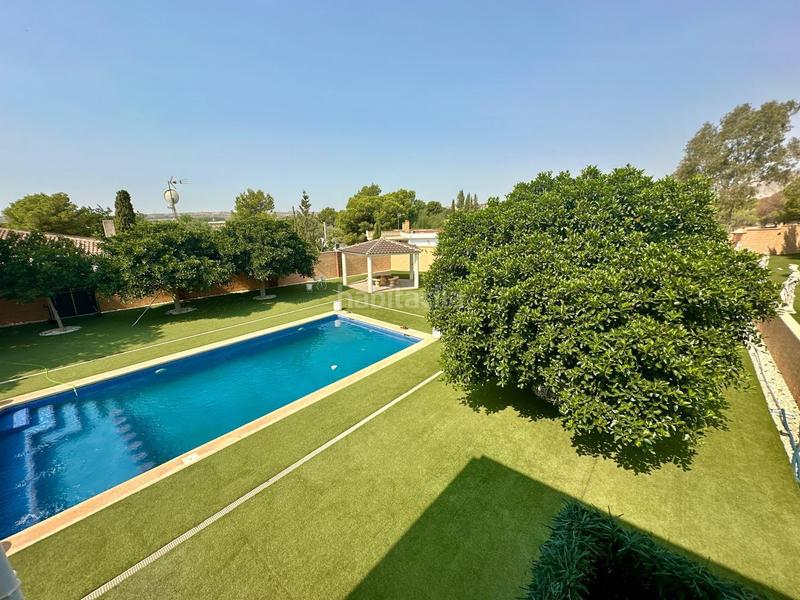 Foto f21d94ae-2f0a-4410-9b2b-4e0f84f9797e. Chalet dans paseo paseo mayor dans Rebolledo Alicante