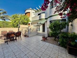 Casa  Reial de vilajoiosa. Gran bungalow en campello playa