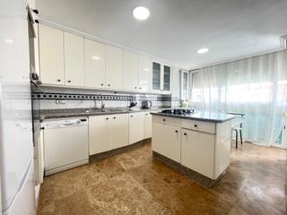 Pis a Campello Pueblo. Amplio piso en campello a 8  de playa