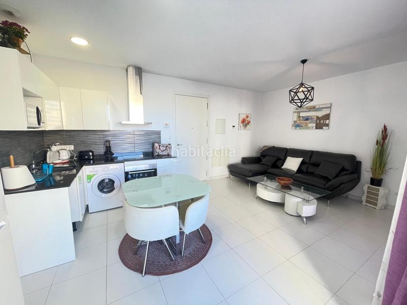 Foto 67172171-fefb-4f49-a473-7906920bb408. Etagenwohnung mit parking pool in Puerto Calp