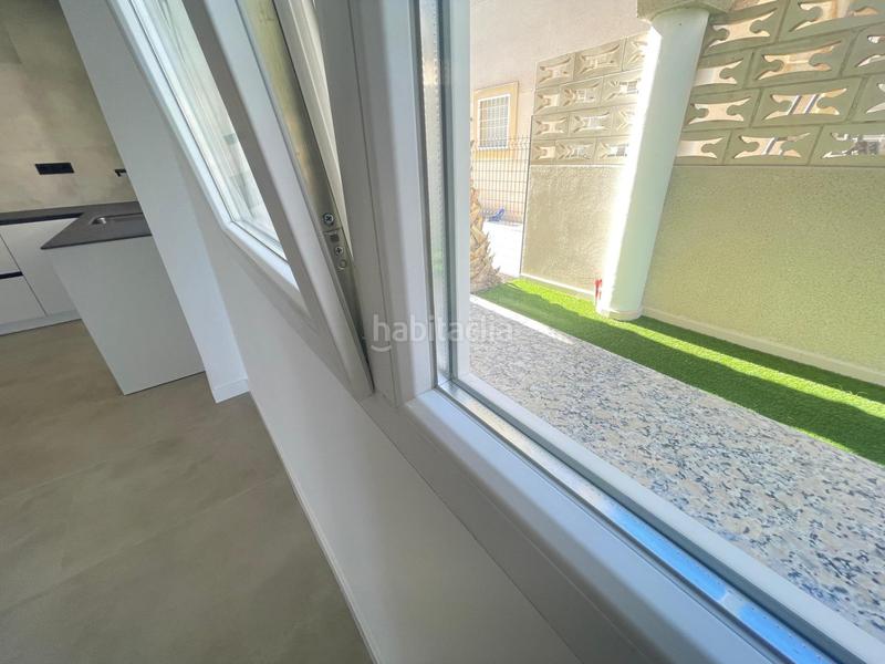 Foto 8b042746-d7d0-4c70-ba9f-07de489c13ac. Chalet  en campello con reforma a estrenar !!! en Campello (el)