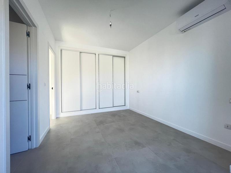 Foto ad5efaaa-39a0-43c4-8310-97bfd1d65d16. Chalet  en campello con reforma a estrenar !!! en Campello (el)