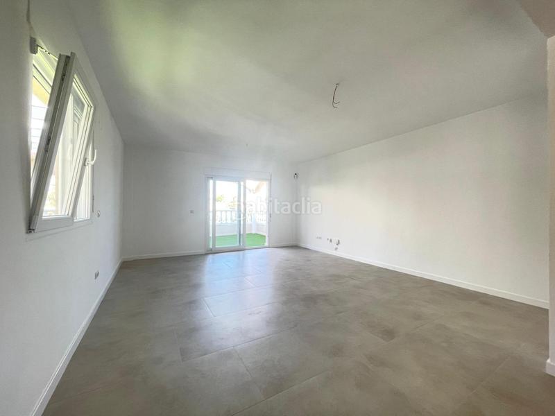 Foto f702546f-7269-4fd4-bd41-6d784ad121c3. Chalet  en campello con reforma a estrenar !!! en Campello (el)