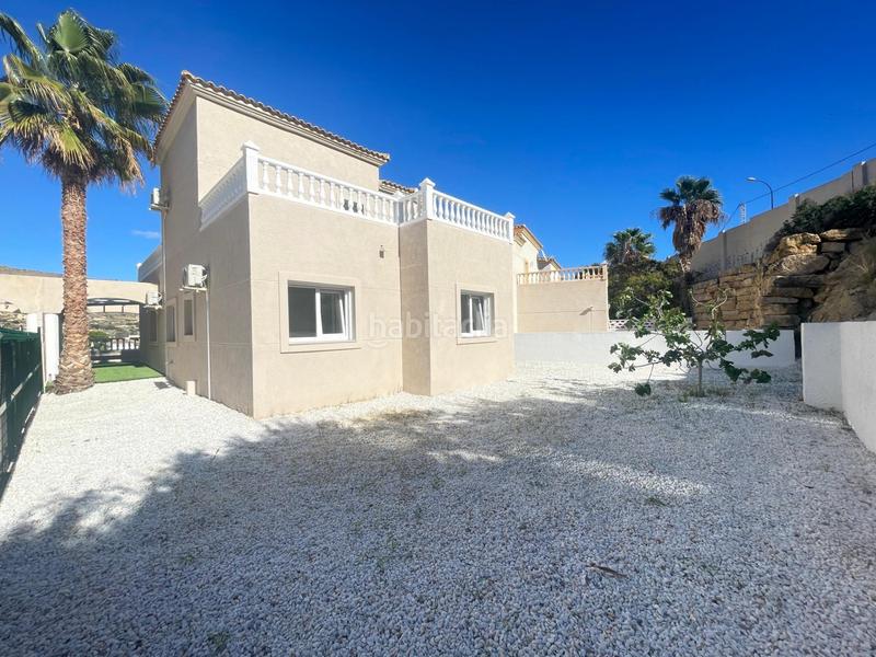 Foto fb23b4bf-7c29-407e-8cbe-94df9ebea801. Chalet  en campello con reforma a estrenar !!! en Campello (el)