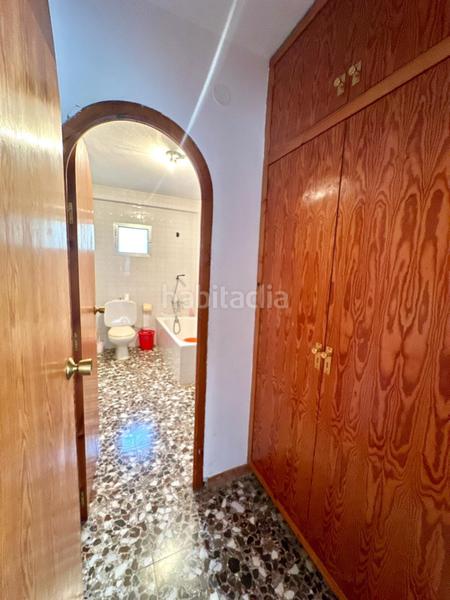 Foto 379500b2-9fe2-4813-85ab-5a715e458036. Casa adossada amb aparcament a Pueblo Acantilado-Lanuza Campello (el)