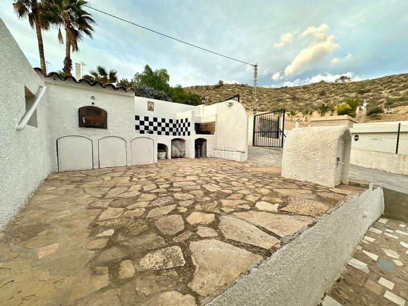 Foto 40db82e3-5e41-4487-b682-85dc33025ac1. Casa adossada amb aparcament a Pueblo Acantilado-Lanuza Campello (el)