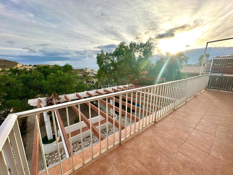 Foto b9c408b6-7a0f-4c69-a0b8-19da973ca27b. Casa adossada amb aparcament a Pueblo Acantilado-Lanuza Campello (el)