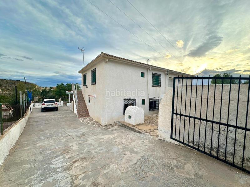 Foto ec0f9713-0ccd-441d-9d65-155ff26a3e4a. Casa adossada amb aparcament a Pueblo Acantilado-Lanuza Campello (el)