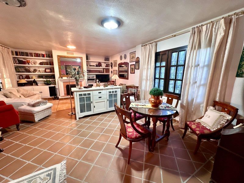 Foto 10527837-613d-4285-a953-95c06974c923. Xalet amb aparcament piscina a La Huerta Mutxamel