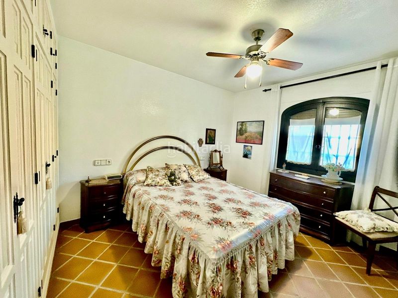 Foto dadf809d-e684-4e11-96ba-80d8d94f3e46. Chalet avec parking piscine dans La Huerta Mutxamel
