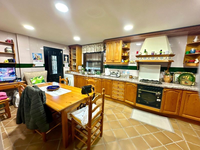 Foto ff9342e1-e4f1-4bb5-bf7b-2ee3c94728ca. Xalet amb aparcament piscina a La Huerta Mutxamel