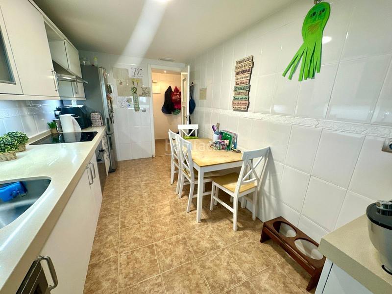 Foto 687a99da-c83c-4661-a662-2b4e3c0320c7. Pis amb aparcament piscina a Albufereta Alicante