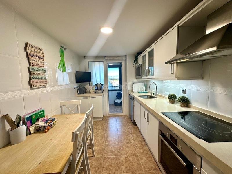 Foto 757a600b-11ac-495d-b94d-a7c4bccc8fe7. Pis amb aparcament piscina a Albufereta Alicante