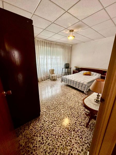 Foto d210aced-2a30-4745-8160-93550959ea00. Edifici a Plaza Castelar - Mercado Central Elda