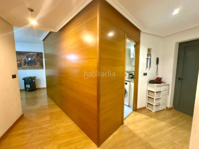 Foto 0b1c781f-b1a0-48c0-a2cd-b86348bf34b7. Pis amb aparcament a Paus - Polígono San Blas Alicante