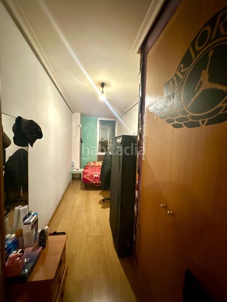 Foto 2f8ec3bd-8cd4-4997-b481-9dd0eb0fa3b4. Pis amb aparcament a Paus - Polígono San Blas Alicante