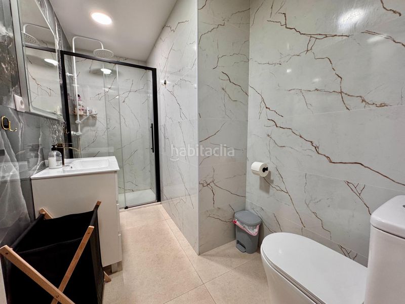 Foto 59bf7dca-03d8-4d4f-a527-a34b3891ec4c. Piso amplio y moderno piso reformado en el corazón en Alicante