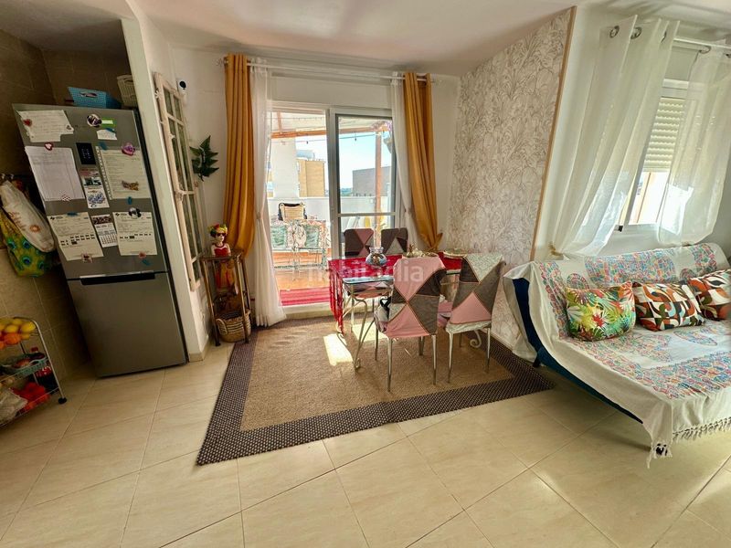 Foto ae208964-3a6b-49a7-bbff-502b61ccffc3. Àtic a Centro Sant Vicent del Raspeig