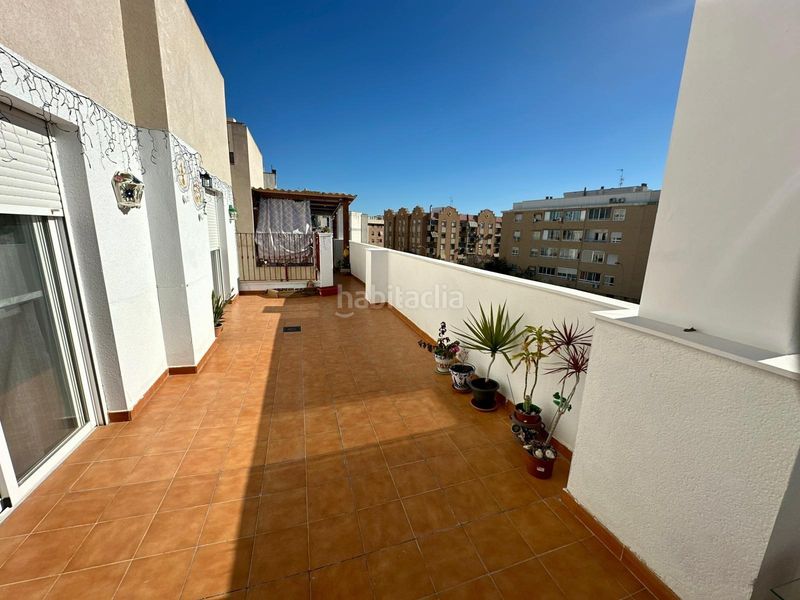 Foto b13dfda0-e32a-4b8f-a7f4-34f73a4c8495. Àtic a Centro Sant Vicent del Raspeig