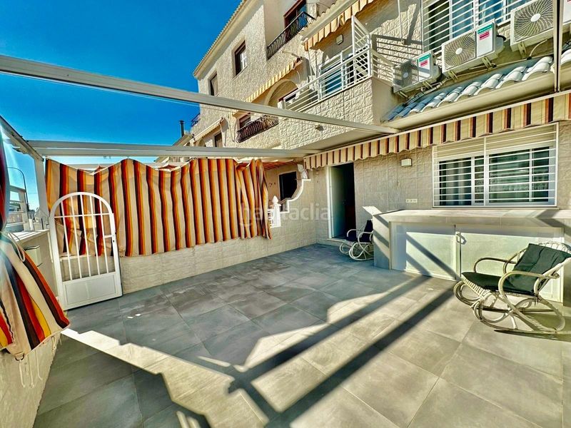 Foto 8686fdf8-90c3-410a-b953-d0ab04a2a77c. Casa amb aparcament a Playa Tamarit-Playa Lissa Santa Pola