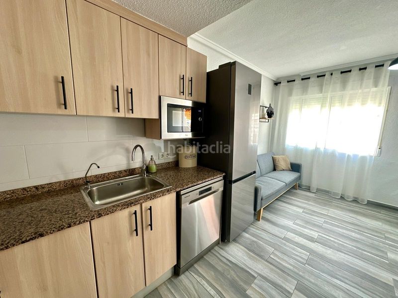 Foto 95b3cc45-dc7b-43b6-bd1a-5c5d33f28433. Casa amb aparcament a Playa Tamarit-Playa Lissa Santa Pola