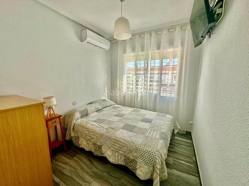Foto b9d0f3a0-8549-40a1-a27e-1493b8d980c9. Casa amb aparcament a Playa Tamarit-Playa Lissa Santa Pola