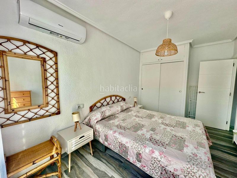 Foto c4a8e578-1342-40ec-9ff0-09cfddd45b28. Casa amb aparcament a Playa Tamarit-Playa Lissa Santa Pola
