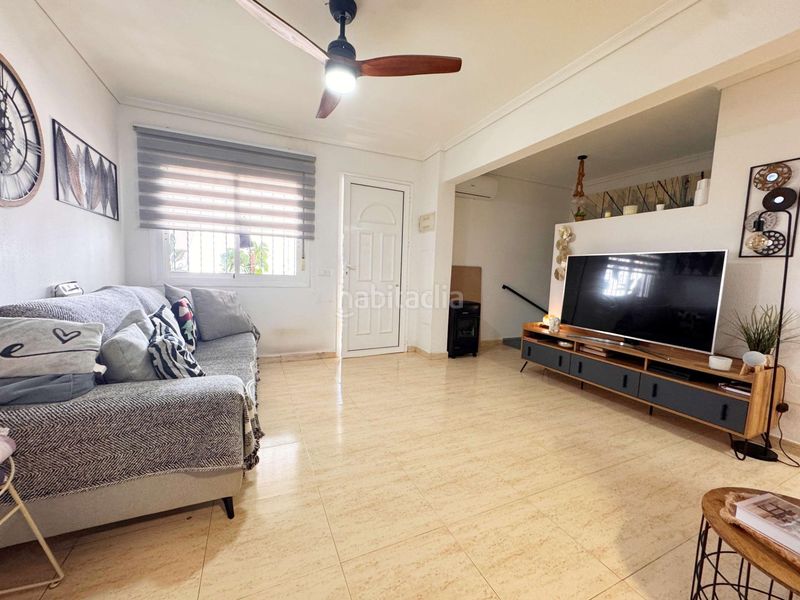 Foto 1f37c12f-a344-420f-ab7b-d144e31f5c41. Casa adossada amb piscina a Monte y Mar Santa Pola