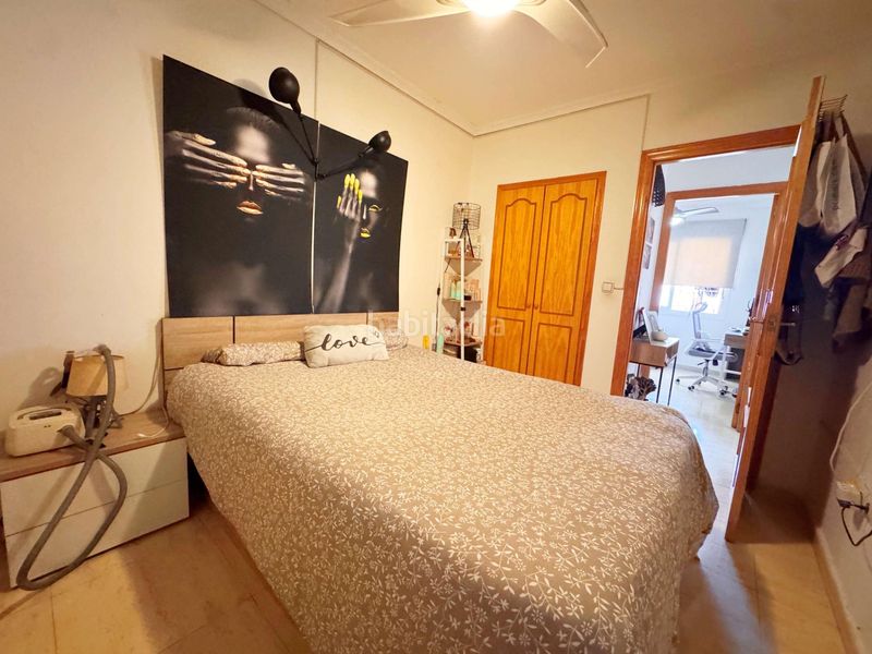 Foto a57619d4-abc3-42d1-ba6e-5b9614d36f5c. Casa adossada amb piscina a Monte y Mar Santa Pola