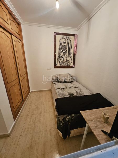 Foto ea4f2a7f-f259-46cf-8fec-2c5cd4fff8f7. Casa adossada amb piscina a Monte y Mar Santa Pola