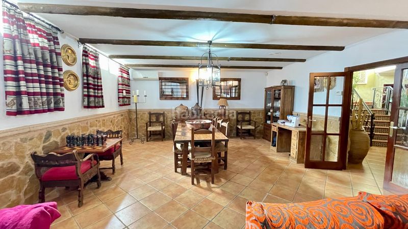 Foto 657f7401-c279-43a4-9072-74f3156a0f40. Xalet amb aparcament piscina a Sax