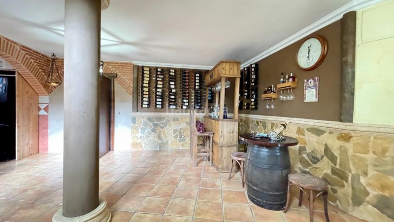 Foto 78c85ffb-5d69-45b4-9df8-fd1bba515008. Xalet amb aparcament piscina a Sax