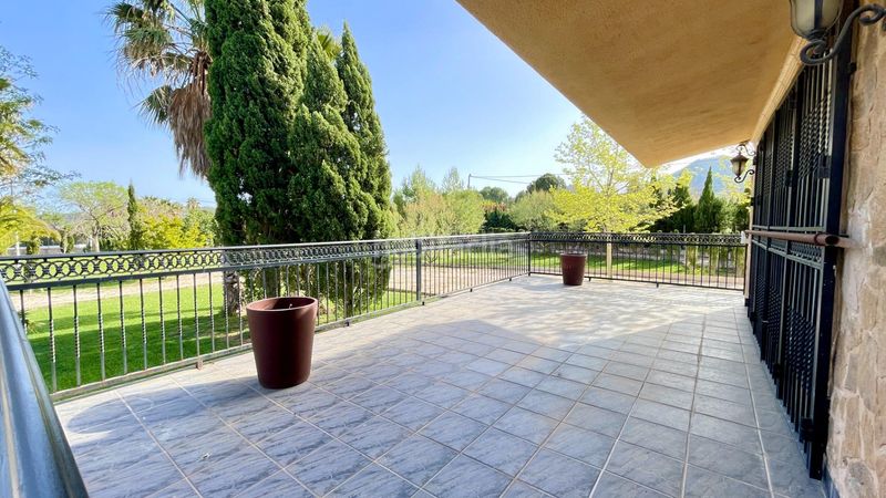 Foto 945b5718-d86b-41a7-b672-59759da20d8b. Xalet amb aparcament piscina a Sax