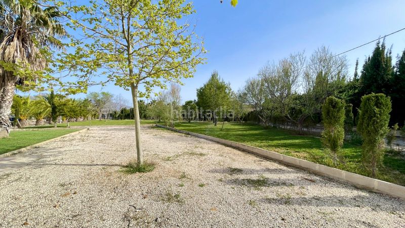 Foto a8bce1d6-b5d6-4c2c-86d0-c859565cb7c2. Xalet amb aparcament piscina a Sax