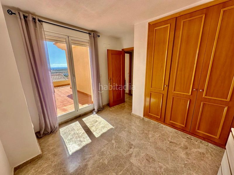 Foto 02e8e632-0397-4d21-83ba-c569e01b44e7. Casa adossada amb aparcament piscina a Bonalba-Cotoveta Mutxamel