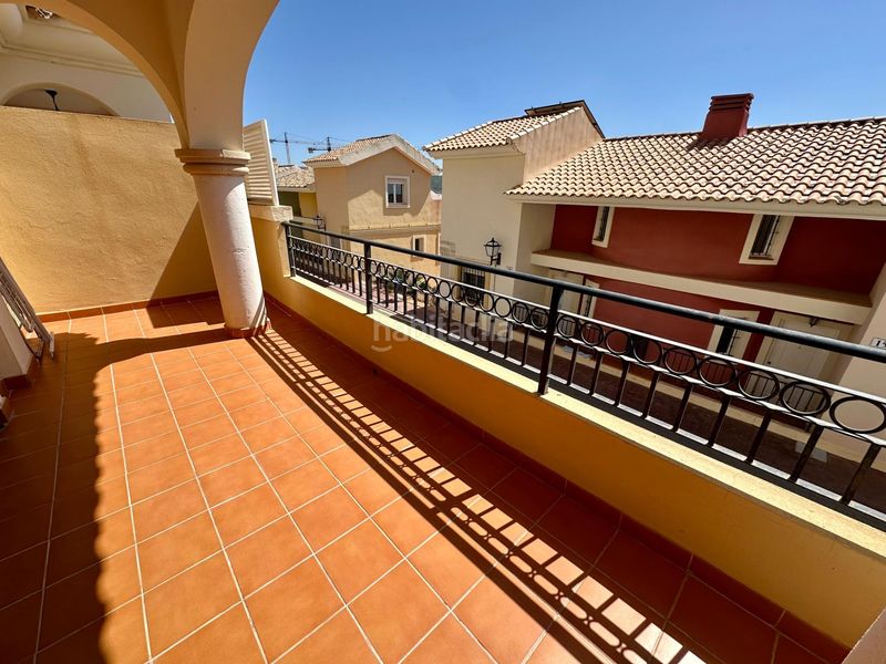 Foto 5500bb63-41d1-4512-b254-e7124027fa5e. Casa adossada amb aparcament piscina a Bonalba-Cotoveta Mutxamel