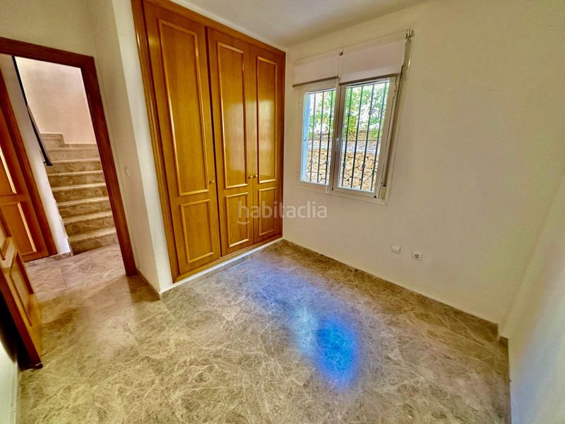 Foto 5e5511f5-1204-4542-9e6a-8f9e7244fc2b. Casa adossada amb aparcament piscina a Bonalba-Cotoveta Mutxamel
