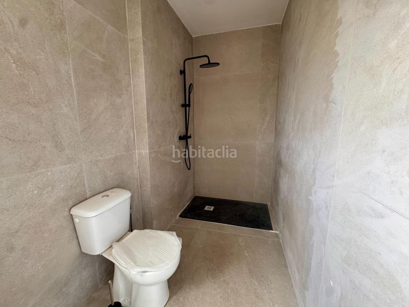 Foto ee3c7ca5-4f98-4023-b440-ddec1251c0af. Xalet amb aparcament a La Marina Elche / Elx