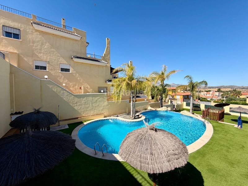 Foto e1dd98c6-8ef5-455d-a1b1-462a156aa2d2. Flat with parking pool in Valle del Sol Mutxamel