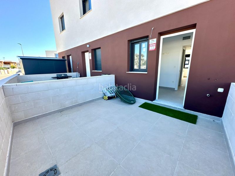 Foto 2d76a53b-ad45-4a43-84da-daf6c073a6e6. Casa adossada amb aparcament piscina a Monte y Mar Santa Pola