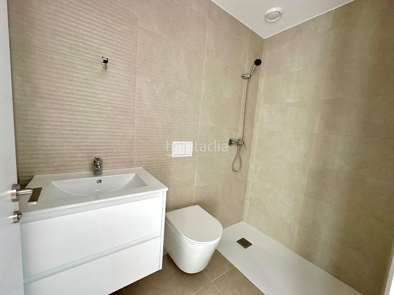 Foto c4fa68bf-8480-4837-be88-edecc9f22621. Casa adossada amb aparcament piscina a Monte y Mar Santa Pola