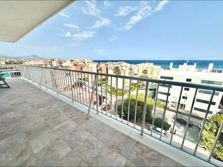 Piso  Calle de sorolla. Vivienda a 150 mts del mar