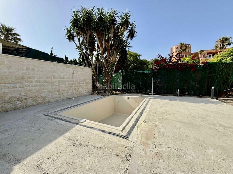 Foto 843d35b2-9526-4b9d-a1d5-178bbc77f455. Xalet amb calefacció aparcament piscina a Vistahermosa Alicante