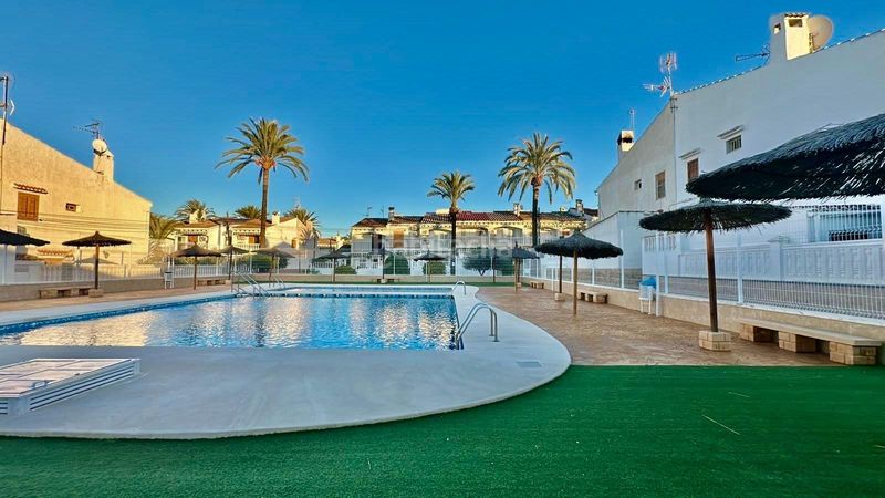 Foto 20d6014f-49b6-48f2-afc2-af6c6766a98d. Casa amb aparcament piscina a Panorama-Sierramar Santa Pola