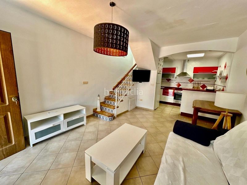 Foto a50eb79c-f9d1-48a0-9796-16b114d65d96. Casa amb aparcament piscina a Panorama-Sierramar Santa Pola