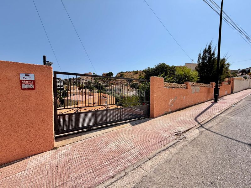 Foto ee09581a-6fa3-4549-a8df-5feb827d16c7. Xalet amb calefacció aparcament piscina a Pueblo Acantilado-Lanuza Campello (el)