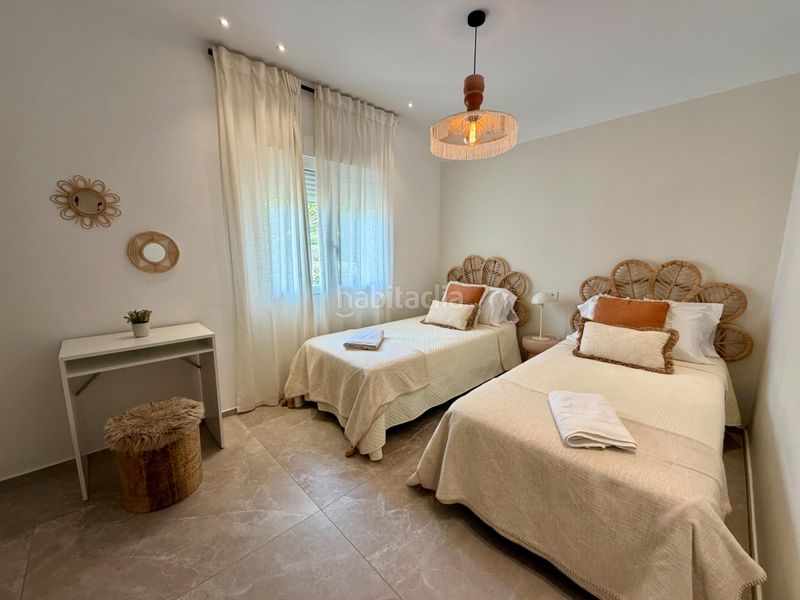 Foto 4baeaa1f-256e-45f4-88fe-98f36253bd7a. Edificio in cala Finestrat Finestrat